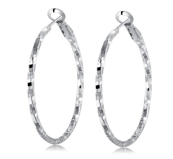 18k white gold plated shiny big circle earrings hoops for girls women for wedding party er9641510821, Golden;silver
18k white gold plated shiny big circle earrings hoops for girls women for wedding party er9641510821, Golden;silver
