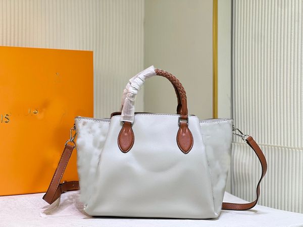 genuine leather handbags classic flower totes female cross body purse designer bags crossbody bag shopping bags
genuine leather handbags classic flower totes female cross body purse designer bags crossbody bag shopping bags