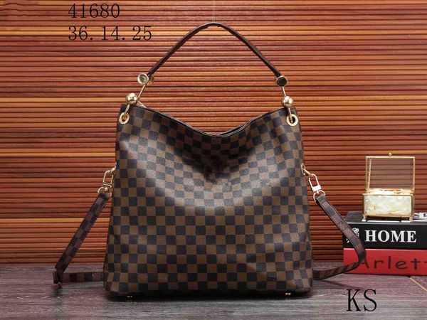2023 fashion womens pruse luxurys designers bag lady leatherhandbag bag purse chain high-capacity bags messenger bag handbags
2023 fashion womens pruse luxurys designers bag lady leatherhandbag bag purse chain high-capacity bags messenger bag handbags