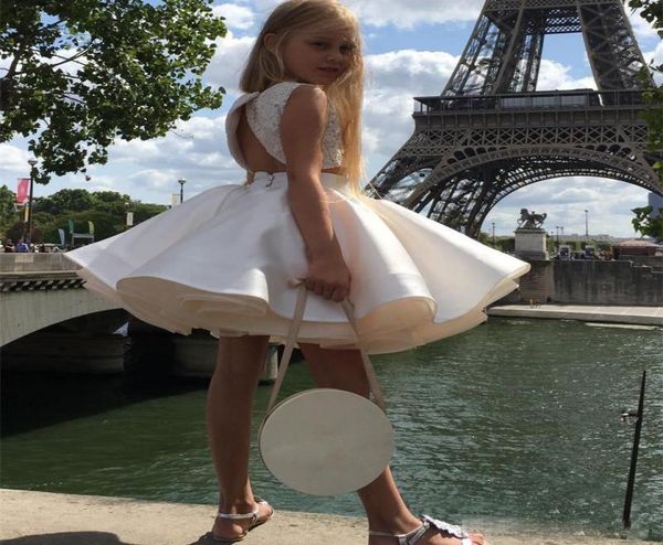 modern two piece girls pageant dresses lace aplliqie ball gown holiday birthday party dresses for little girls custom made7543534, White;red
modern two piece girls pageant dresses lace aplliqie ball gown holiday birthday party dresses for little girls custom made7543534, White;red