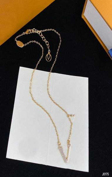 diamond bracelet gold necklace luxury designer jewelry love bracelets for women v pendant necklaces choker sweater chains ring5740978, Silver
diamond bracelet gold necklace luxury designer jewelry love bracelets for women v pendant necklaces choker sweater chains ring5740978, Silver