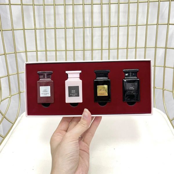 cologne lost cherry fragrance women men 4pcs perfume gift box 7.5ml set spray long lasting smell oud wood lost cherry rose prick soleil blan
cologne lost cherry fragrance women men 4pcs perfume gift box 7.5ml set spray long lasting smell oud wood lost cherry rose prick soleil blan