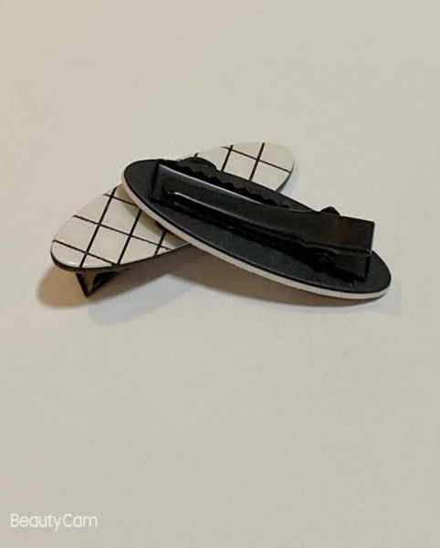 fashion classic black and white acrylic mesh hair clips small pressure side clip hairpins for ladies favorite headdress jewelry ac9265848, Golden;silver
fashion classic black and white acrylic mesh hair clips small pressure side clip hairpins for ladies favorite headdress jewelry ac9265848, Golden;silver