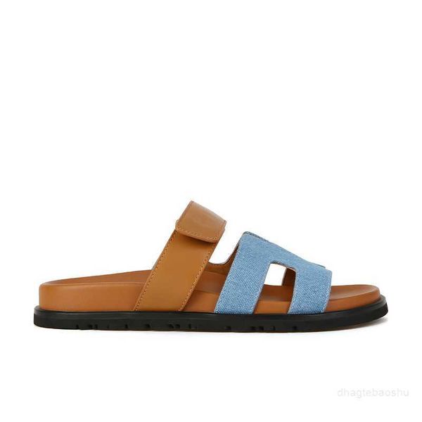 new designer oran luxury beach summer slide 2023 asigo same style h second uncle slippers for women wearing genuine leather thick sole velcr
new designer oran luxury beach summer slide 2023 asigo same style h second uncle slippers for women wearing genuine leather thick sole velcr
