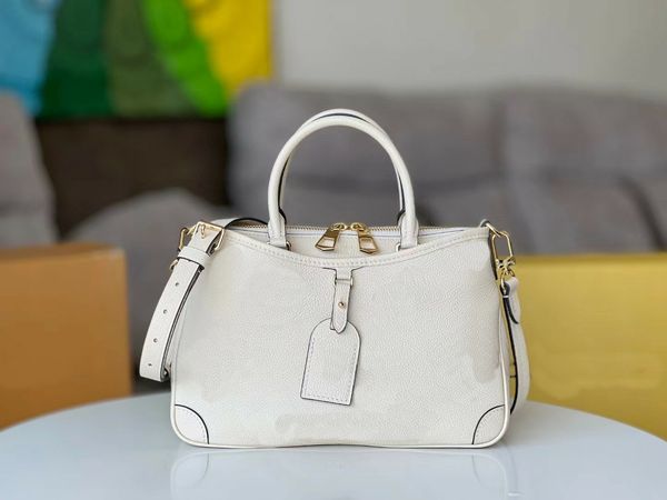 pallas tote bags designer women handbags trianon letter empreinte leather shoulder bags real calf leather gold hardware double zipper tote b
pallas tote bags designer women handbags trianon letter empreinte leather shoulder bags real calf leather gold hardware double zipper tote b