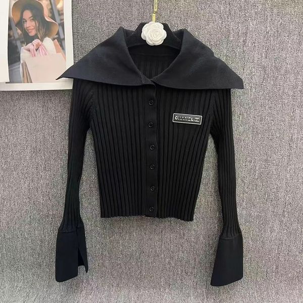 sweaters womens knit sweater designer cardigan lapel stripe new long sleeved fashion womens clothing letter printed slim fitting coat, White;black
sweaters womens knit sweater designer cardigan lapel stripe new long sleeved fashion womens clothing letter printed slim fitting coat, White;black