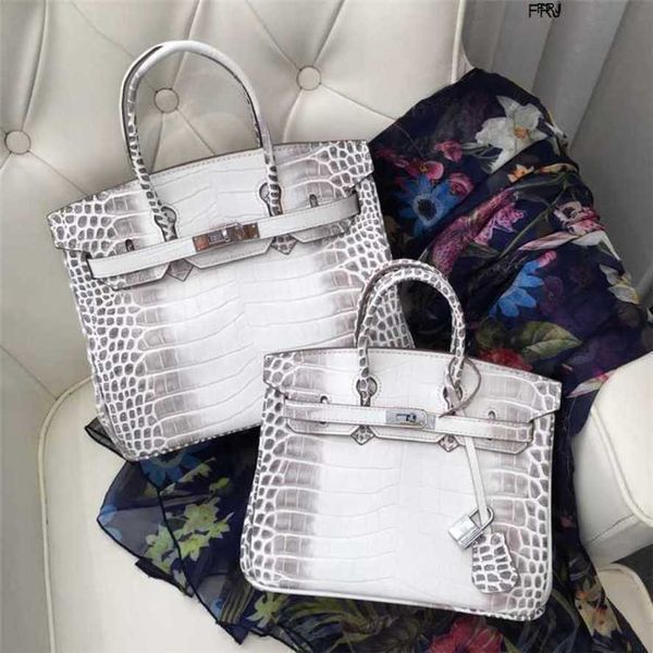 h ermes birkins 2023 new 30 just the same himalayan white crocodile cow leather womens bag oneshoulder crossbody trend have logo have logo f
h ermes birkins 2023 new 30 just the same himalayan white crocodile cow leather womens bag oneshoulder crossbody trend have logo have logo f