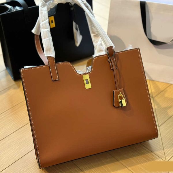 vintage designer tote ladies luxurys handbag shoulder leather shopping handbags large capacity crossbody female shopper lock pendant 230715
vintage designer tote ladies luxurys handbag shoulder leather shopping handbags large capacity crossbody female shopper lock pendant 230715