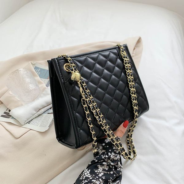 evening bags designer new fashion bag designer luxury le handbag for women cute bags casual shopping bags tote hnadbags pu leather
evening bags designer new fashion bag designer luxury le handbag for women cute bags casual shopping bags tote hnadbags pu leather