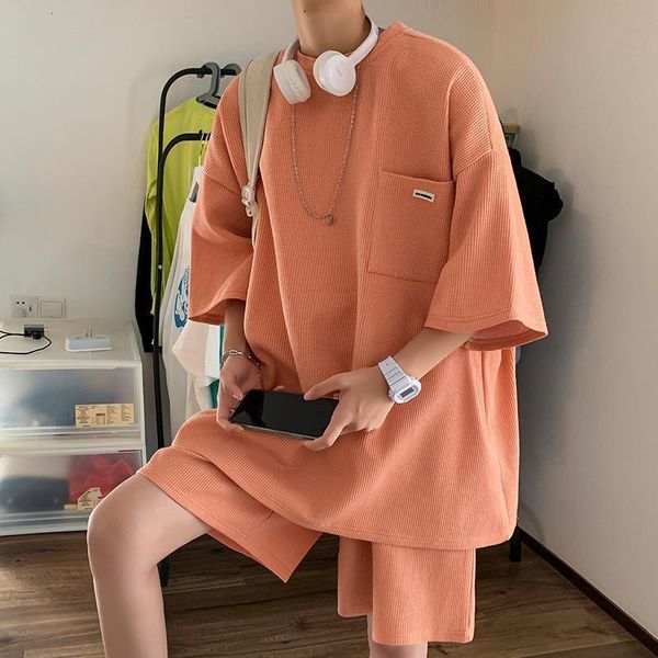 men's tracksuits men's big size summer waffle check t-shirt shorts suit slacks loose leg sportswear home wear cotton comfort suit., Gray
men's tracksuits men's big size summer waffle check t-shirt shorts suit slacks loose leg sportswear home wear cotton comfort suit., Gray