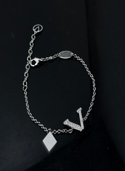 designer luxury bracelet elegant women039s link fashion bracelets delicate jewelry trend temperament accessories 6 styles high 8939258, Black
designer luxury bracelet elegant women039s link fashion bracelets delicate jewelry trend temperament accessories 6 styles high 8939258, Black