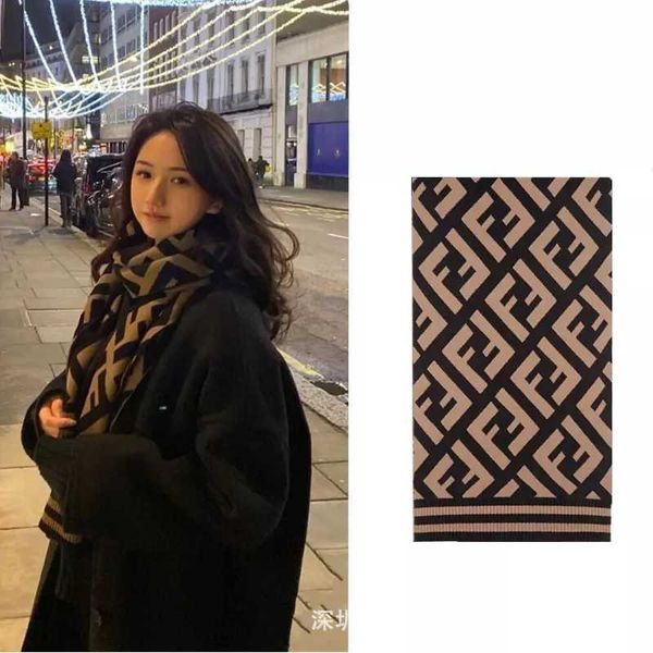 winter double-sided ff old flower wool cashmere letter scarf shawl for men and women long thickened versatile warm neck, Blue;gray
winter double-sided ff old flower wool cashmere letter scarf shawl for men and women long thickened versatile warm neck, Blue;gray