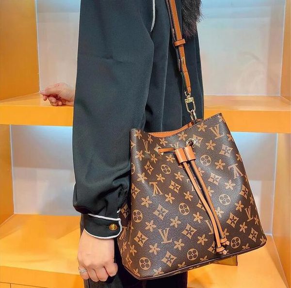 10a neonoe mm drawstring wallet purses crossbody designer bag woman handbag shoulder bags designers women s handbags
10a neonoe mm drawstring wallet purses crossbody designer bag woman handbag shoulder bags designers women s handbags