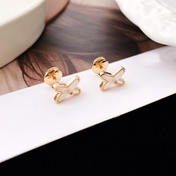 fashion 18k gold plated earrings designer brand letter x stud women earring for wedding party jewerlry accessories, Golden;silver
fashion 18k gold plated earrings designer brand letter x stud women earring for wedding party jewerlry accessories, Golden;silver