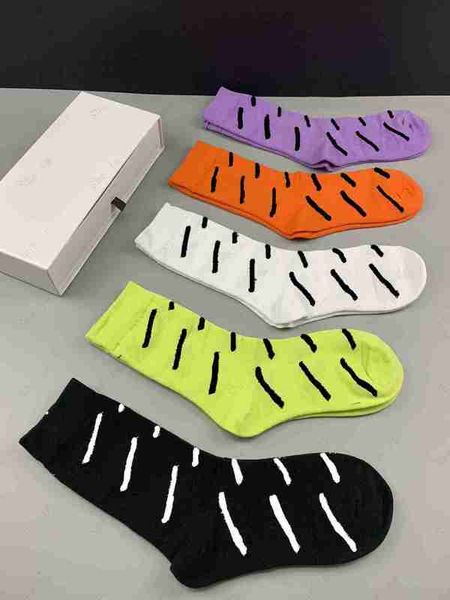 socks & hosiery designer women fashion letter pattern casual streetwear trendy women's 5 mix colors sb1i, Black;white
socks & hosiery designer women fashion letter pattern casual streetwear trendy women's 5 mix colors sb1i, Black;white