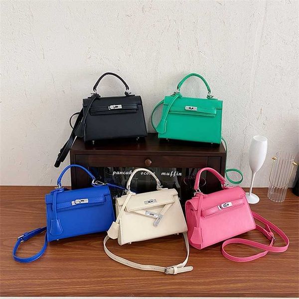 32% off handbag designer 2023 fashionable lock buckle portable small new women's korean version internet celebrity popular foreign styl
32% off handbag designer 2023 fashionable lock buckle portable small new women's korean version internet celebrity popular foreign styl