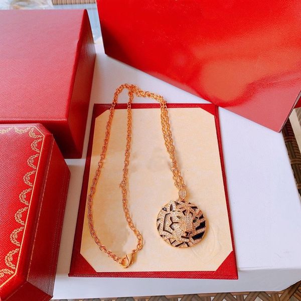 925 silver necklace women's gift box carti necklace pendant women's fashion jewelry exquisite craftsmanship brand logo classic des
925 silver necklace women's gift box carti necklace pendant women's fashion jewelry exquisite craftsmanship brand logo classic des