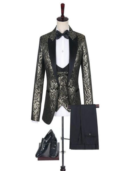 2020 new design black gold floral slim fit men double breasted vest suits for wedding groom suit man prom tuxedo bridegroom9427365, Black;gray
2020 new design black gold floral slim fit men double breasted vest suits for wedding groom suit man prom tuxedo bridegroom9427365, Black;gray