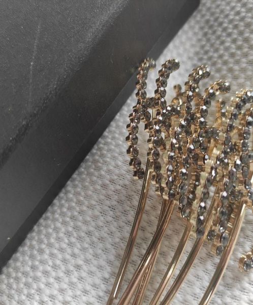 metal hair clips c classic symbol hairpins rhinestones accessories with paper card6854539, Pink
metal hair clips c classic symbol hairpins rhinestones accessories with paper card6854539, Pink