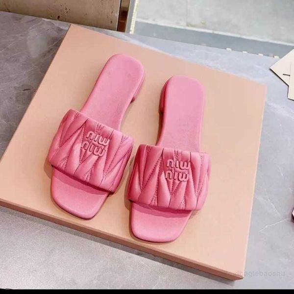 designer shoes women slide mius sandals family's beach new line high-end internet fairy famous lady comfortable flat bottomed summer fo
designer shoes women slide mius sandals family's beach new line high-end internet fairy famous lady comfortable flat bottomed summer fo