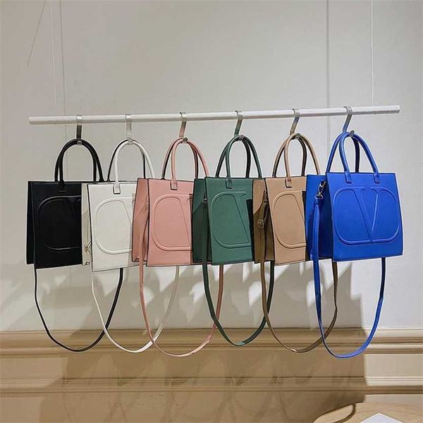 30% off handbag designer 2023 women's bags spring new popular bag small one shoulder crossbody handheld
30% off handbag designer 2023 women's bags spring new popular bag small one shoulder crossbody handheld
