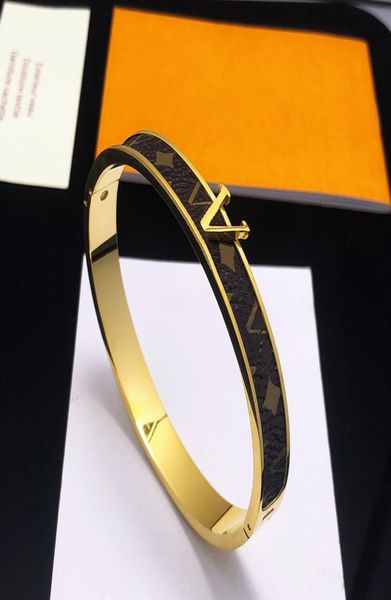 classic designer bracelet charm man woman love bracelets highend elegant fashion jewelry 8 styles 096228, Black
classic designer bracelet charm man woman love bracelets highend elegant fashion jewelry 8 styles 096228, Black