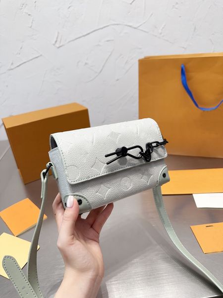 classic style mini small box genuine leather embossed printing designer bag shoulder bag crossbody bags evening package
classic style mini small box genuine leather embossed printing designer bag shoulder bag crossbody bags evening package