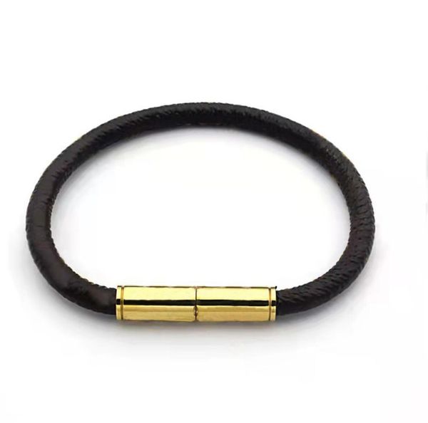 2022 brand new couple cuff designer bracelet for men and women classic vintage clover leather bracelets fashion stainless steel br3088103, White
2022 brand new couple cuff designer bracelet for men and women classic vintage clover leather bracelets fashion stainless steel br3088103, White