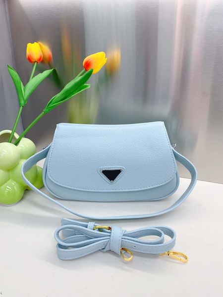 brand 2023 new postman handbag women's crossbody bag leather design cambridge bag #5149
brand 2023 new postman handbag women's crossbody bag leather design cambridge bag #5149