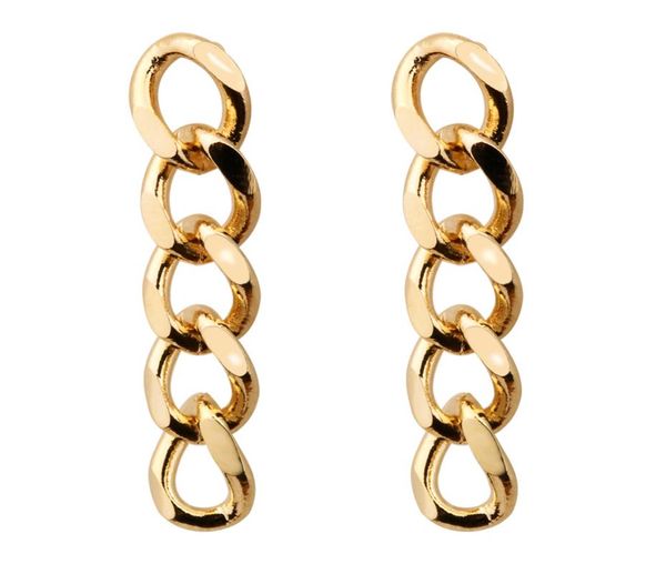 14k gold plated stud earring for women female trend long curb chain link earrings jewelry2966879, Golden;silver
14k gold plated stud earring for women female trend long curb chain link earrings jewelry2966879, Golden;silver