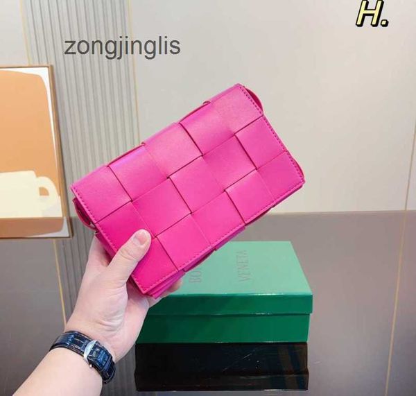 bag crossbody fashion 2023 leisure bags botteges shoulder women's venetas cassette woven designer handbags ez3c
bag crossbody fashion 2023 leisure bags botteges shoulder women's venetas cassette woven designer handbags ez3c