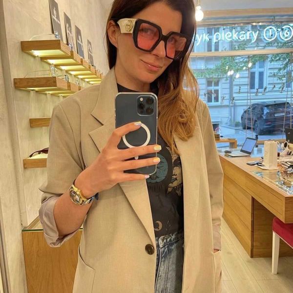 2023 fashion big frame sunglasses men's and women's net red street take sunglasses ins, Black
2023 fashion big frame sunglasses men's and women's net red street take sunglasses ins, Black