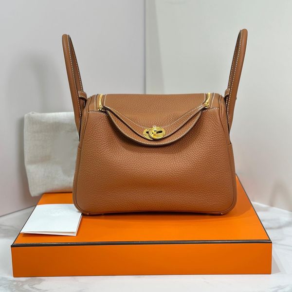 fashion handbags underarm satchel bag womens luxurys clutch tote shop bags lindys designer messenger shoulder bag mens handle leather cross 
fashion handbags underarm satchel bag womens luxurys clutch tote shop bags lindys designer messenger shoulder bag mens handle leather cross