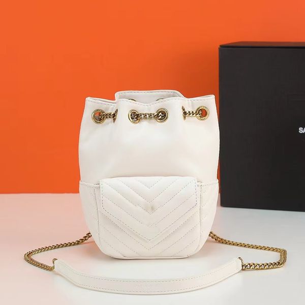 new luxury jewelry bag backpack portable coin purse ladies girls senior designer female fashion change chain bag garbage bag gift box packag
new luxury jewelry bag backpack portable coin purse ladies girls senior designer female fashion change chain bag garbage bag gift box packag