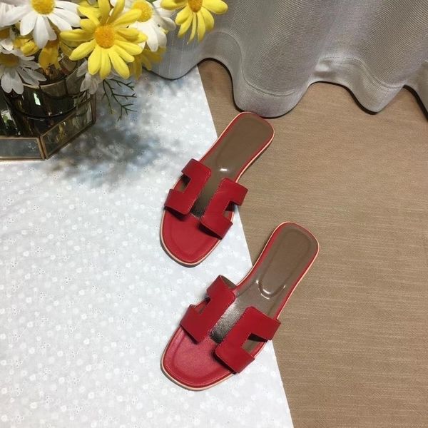 designer women beach slippers fashion lady oran sandals white black red yellow blue pink leather luxury sliders 35-42
designer women beach slippers fashion lady oran sandals white black red yellow blue pink leather luxury sliders 35-42