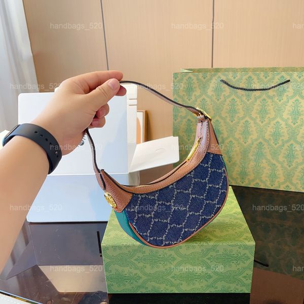 luxury designer underarm bags for women shoulder bag small zipper half moon bag fashion stripe bottom female travel handbag
luxury designer underarm bags for women shoulder bag small zipper half moon bag fashion stripe bottom female travel handbag
