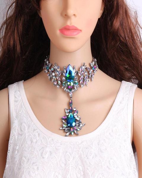 fashion designer luxury exaggerated very glittering beautiful rhinestone diamond crystal flower earring choker statement necklace 3949783, Golden;silver
fashion designer luxury exaggerated very glittering beautiful rhinestone diamond crystal flower earring choker statement necklace 3949783, Golden;silver