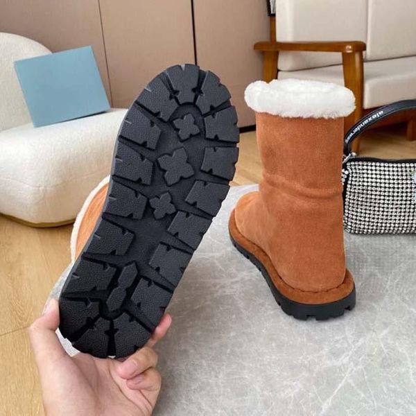 designer boots winter warm ankle snow booties martin fashion lady boot cowboy bottes leather outdoors shoes with box, Black
designer boots winter warm ankle snow booties martin fashion lady boot cowboy bottes leather outdoors shoes with box, Black