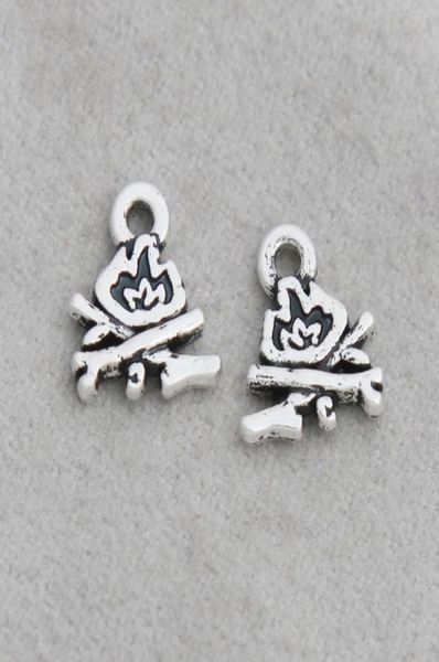 whole antique silver color double side alloy bonfire campfire charms for camper 89mm aac12573302470, Bronze;silver
whole antique silver color double side alloy bonfire campfire charms for camper 89mm aac12573302470, Bronze;silver