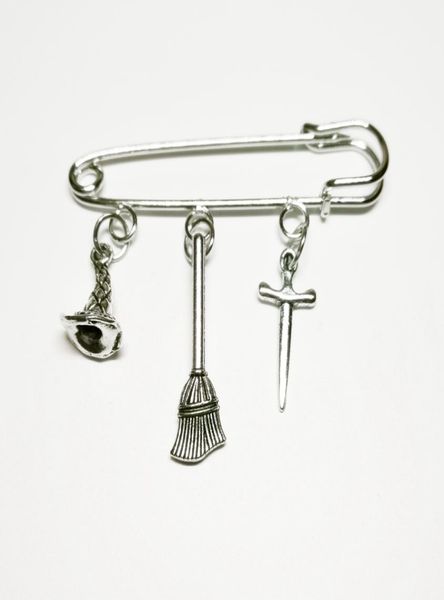 new fashion broom sword witch hat pagan mini cute brooch jewelry gift fashion alloy charm brooch unisex8695682, Gray
new fashion broom sword witch hat pagan mini cute brooch jewelry gift fashion alloy charm brooch unisex8695682, Gray