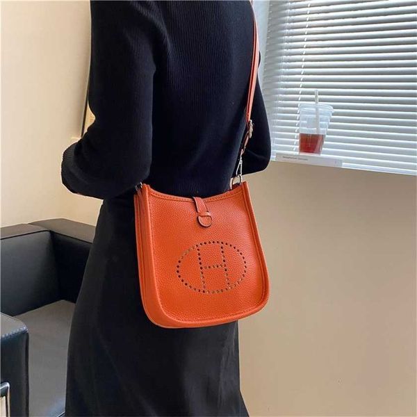 32% off handbag designer 2023 western-style lychee patterned small for women's popular new hollow out mobile phone envelope single shou
32% off handbag designer 2023 western-style lychee patterned small for women's popular new hollow out mobile phone envelope single shou