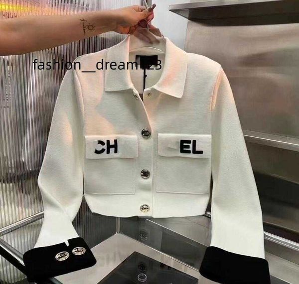 women's jackets 2023 designer women's jacket lapel polo fashion chest pocket slim fit white embroidered printed metal buckle knitt, Black;brown
women's jackets 2023 designer women's jacket lapel polo fashion chest pocket slim fit white embroidered printed metal buckle knitt, Black;brown