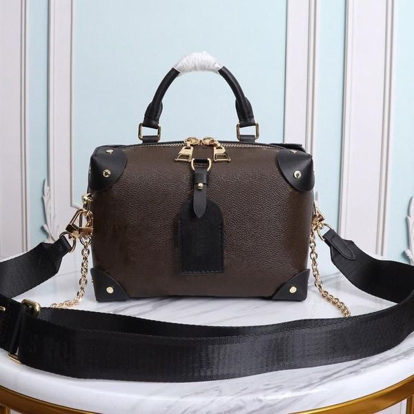 2023 fashion women shoulder bags hand bag purse genuine leather embroidered detachable wide shoulder strap zipper patchwork color, Black;red
2023 fashion women shoulder bags hand bag purse genuine leather embroidered detachable wide shoulder strap zipper patchwork color, Black;red