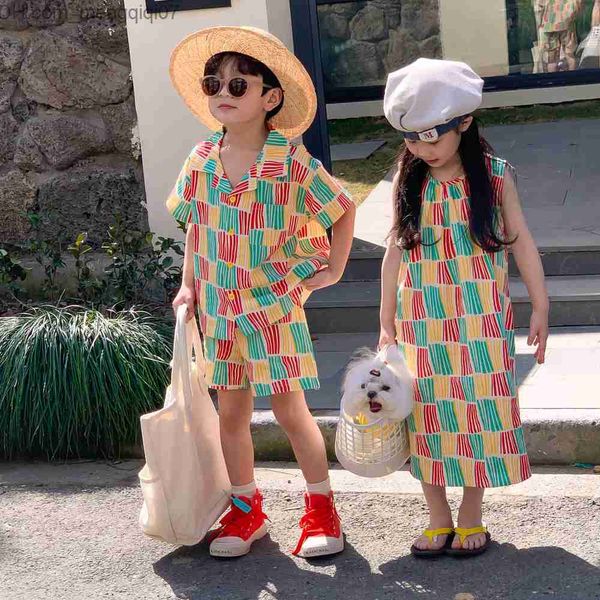 clothing sets brothers and sisters children's clothing 2023 summer new korea contrast girls' dress short sleeve shirt+shorts baby, White
clothing sets brothers and sisters children's clothing 2023 summer new korea contrast girls' dress short sleeve shirt+shorts baby, White