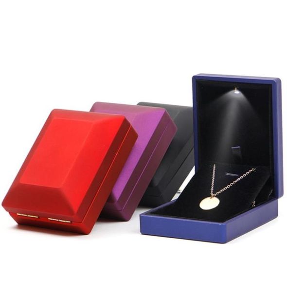 jewelry necklace bracelet ring box case holder gift with led lighted gift box wedding box accessories whos 928 q24295536, Black;white
jewelry necklace bracelet ring box case holder gift with led lighted gift box wedding box accessories whos 928 q24295536, Black;white