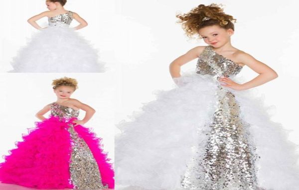 2015 glitz sequins one shoulder flower girl039s dresses cute princess pleat organza fuchsia white ball gown little flower girl 9968510, White;blue
2015 glitz sequins one shoulder flower girl039s dresses cute princess pleat organza fuchsia white ball gown little flower girl 9968510, White;blue