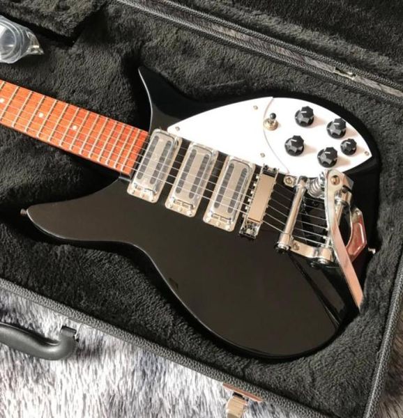 custom 325 electric guitar with 3 pickups in black with hardcase any shape body can be customized1373106
custom 325 electric guitar with 3 pickups in black with hardcase any shape body can be customized1373106