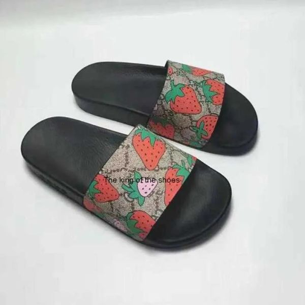 2023 sandalsfashion slippers men women slides stripe slide rubber black web sandals bloom interlocking g leather matelasse red mens slip ufp
2023 sandalsfashion slippers men women slides stripe slide rubber black web sandals bloom interlocking g leather matelasse red mens slip ufp