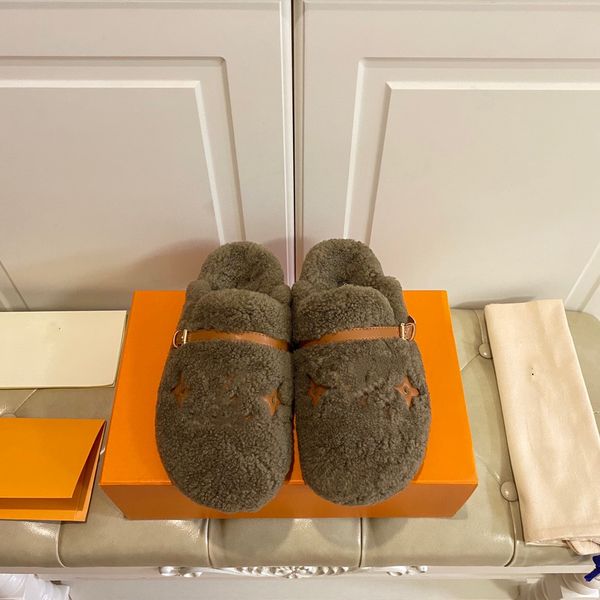 2023 designer slippers spring and summer fashion high heels mink fur fabric novel fashion all-match 35-42, Black
2023 designer slippers spring and summer fashion high heels mink fur fabric novel fashion all-match 35-42, Black