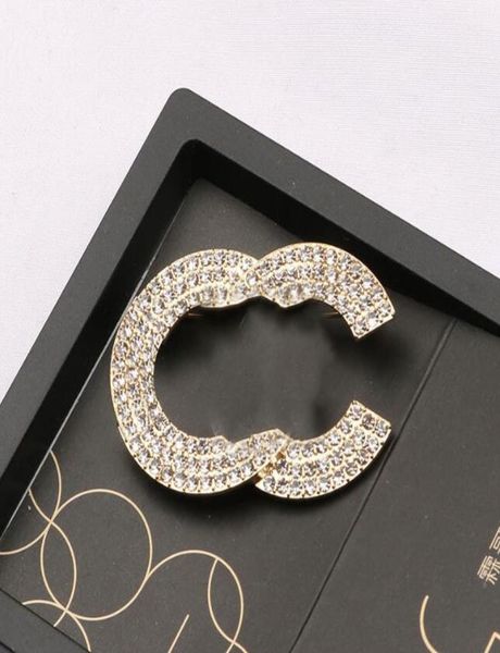 20style letters brooch luxury brand design women small sweet wind brooches pearl suit pin jewelry clothing decoration 746531, Gray
20style letters brooch luxury brand design women small sweet wind brooches pearl suit pin jewelry clothing decoration 746531, Gray